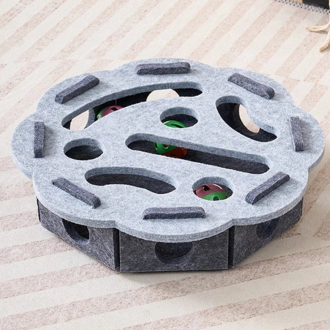 Interactive Maze Box